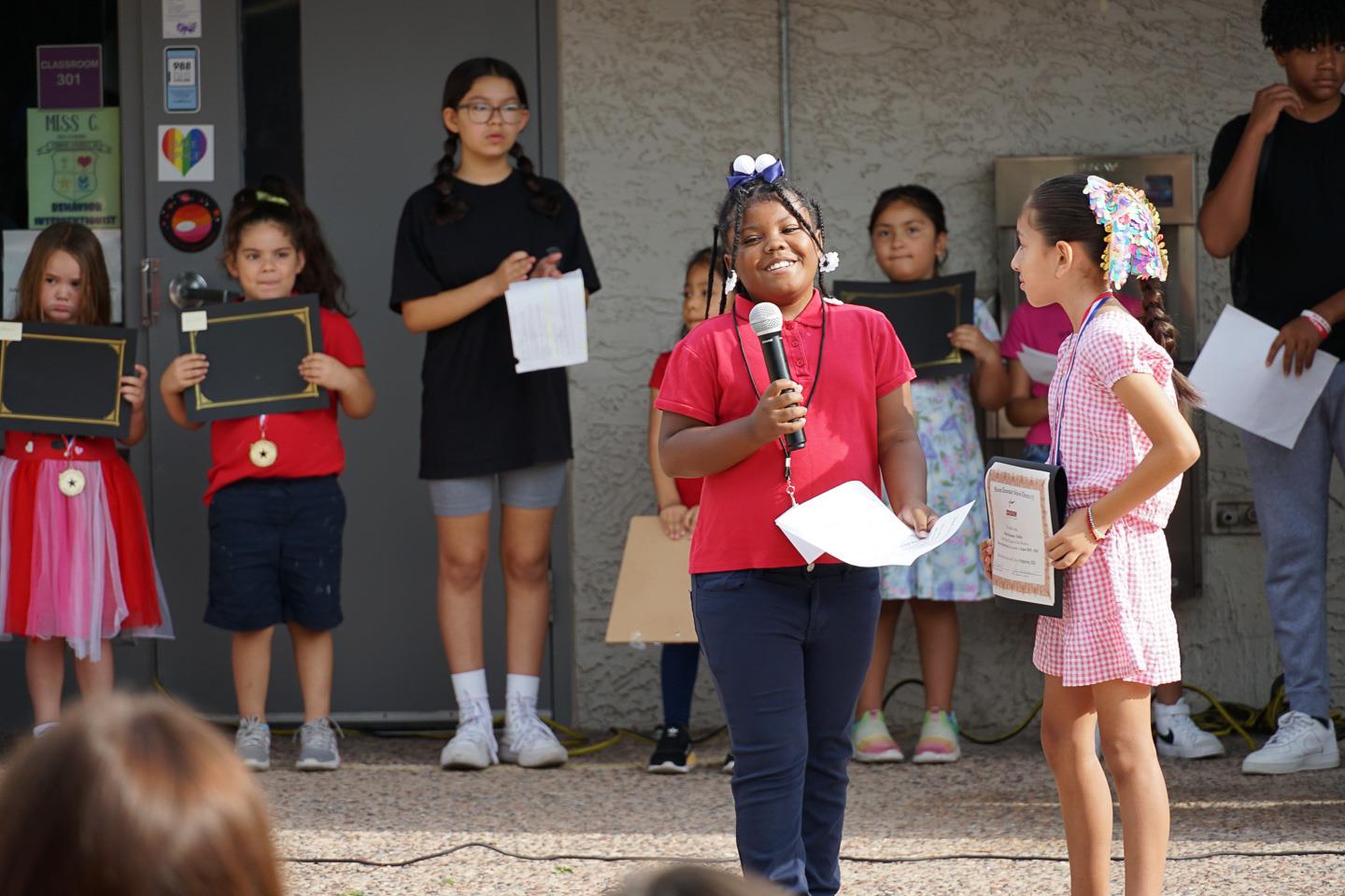 Edison Students and Staff exchange awards