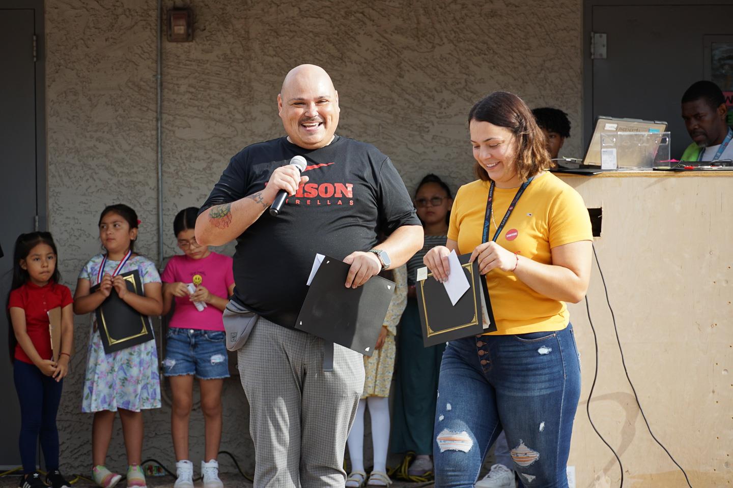 Edison Students and Staff exchange awards